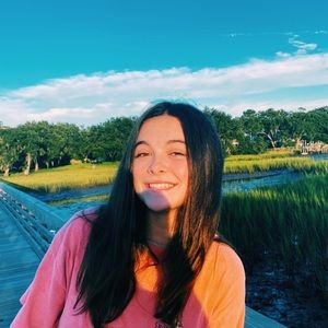 Meet your Posher, Maddie